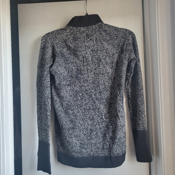Black and grey Lululemon mock neck quarter zip up shirt - Picture 5 of 6